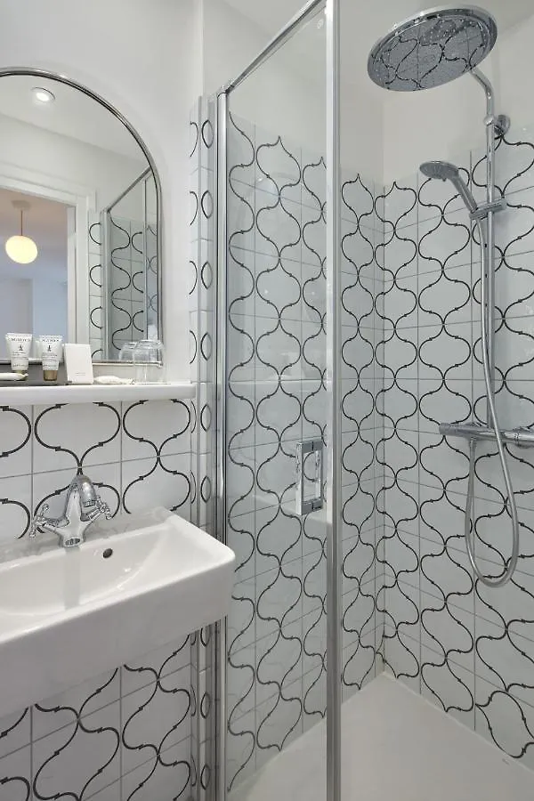 Hotel Villa Romantic & Spa Paris France